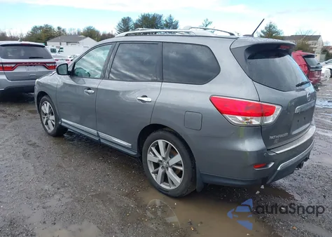 2015 Nissan Pathfinder Platinum z USA, uszkodzony, nr VIN 5N1AR2MMXFC659435